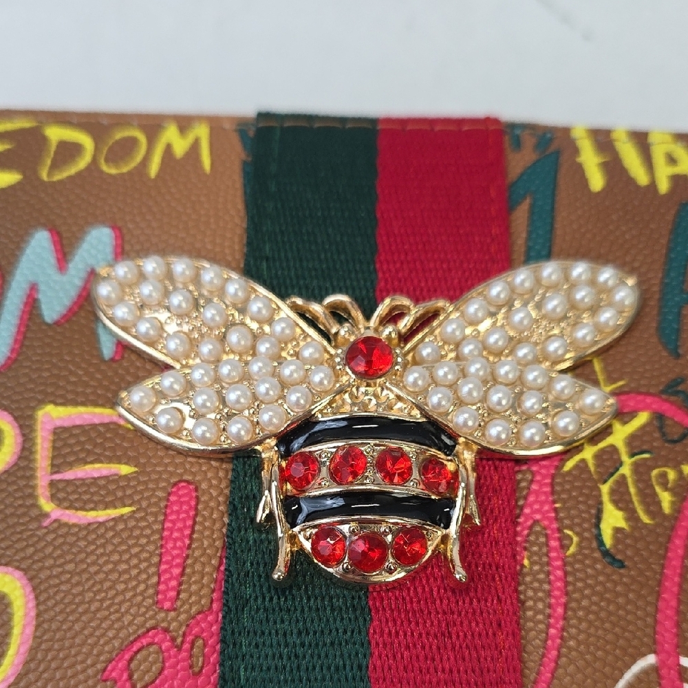 Alba Multicolor Wallet with Bee Accent - Picture 2 of 7